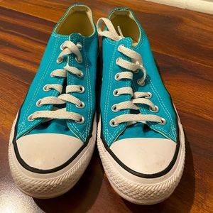 Converse Chuck Taylors